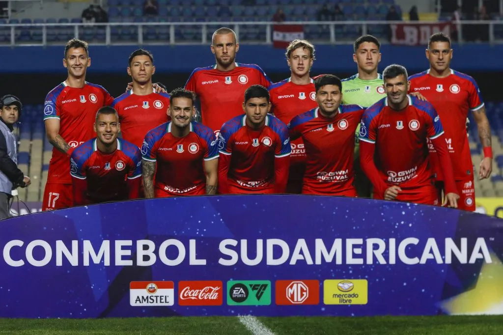 No hubo despedida honrosa para La Calera en Copa Sudamericana.