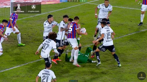 ¿Penal del Tortas Opazo en Colo Colo contra Cerro? Pareciera que sí.