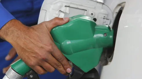 Revisa cuándo cambia el precio de los combustibles nuevamente.