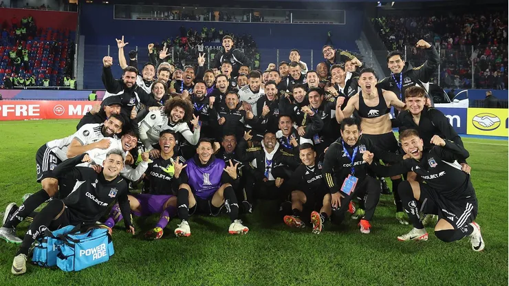 El Cacique celebró el paso a los octavos de final