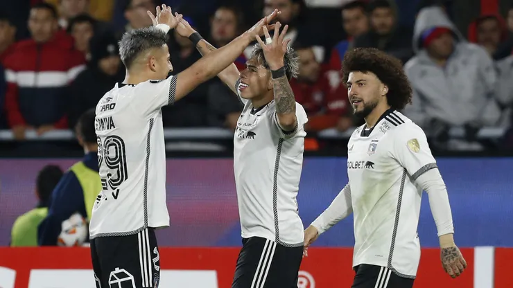 ¡De infarto! Colo Colo clasifica en Copa Libertadores.