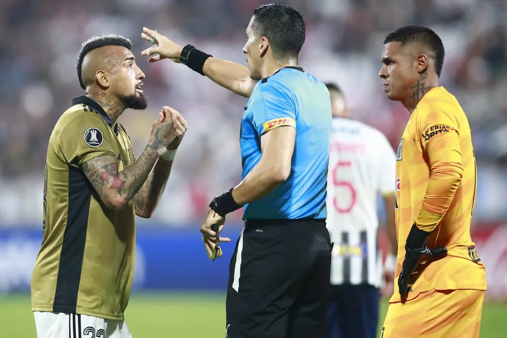Villar está preocupado por la ausencia de Arturo Vidal | Photosport