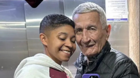 El papá de Verón junto a su novia, 30 años menor