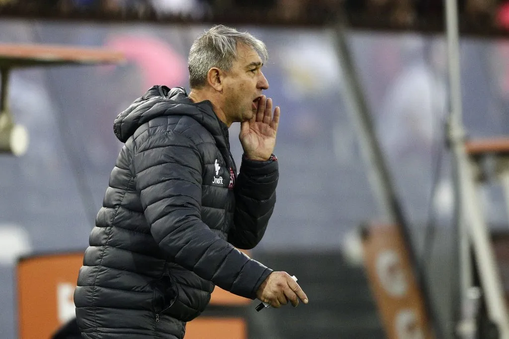 En 2019, Dalcio Giovagnoli fue DT de Curicó Unido. (Felipe Zanca/Photosport).
