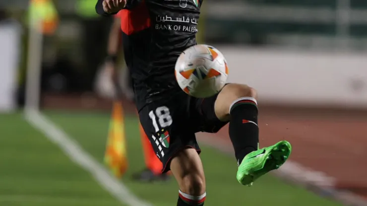 Michael Fuentes Vadulli en el estadio Hernando Siles de La Paz. (Foto: Palestino).