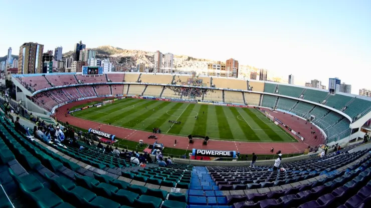A casi 3 mil 700 metros sobre el nivel del mar está el estadio Hernando Siles. (Foto: Palestino).