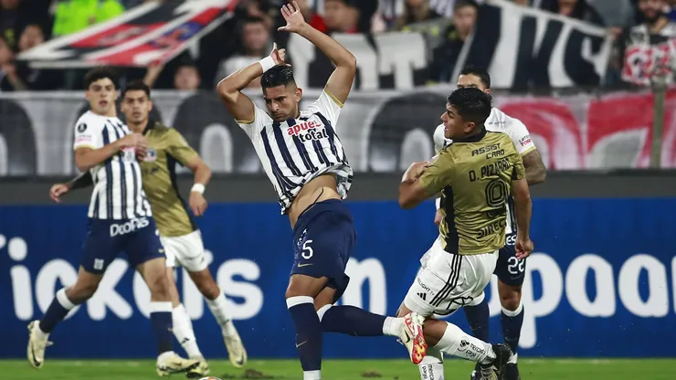 Carlos Zambrano espera dar el golpe ante Fluminense en la Copa Libertadores.