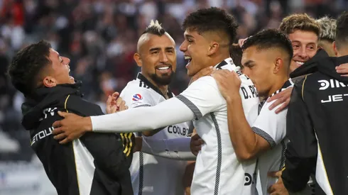Más unidos que nunca: Pizarro y Vidal viajan con Colo Colo