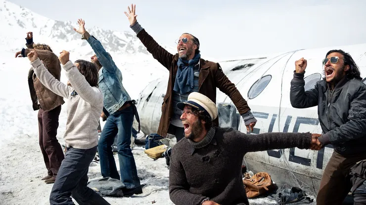 ¿Dónde ver a los actores de La Sociedad de la Nieve en Chile?