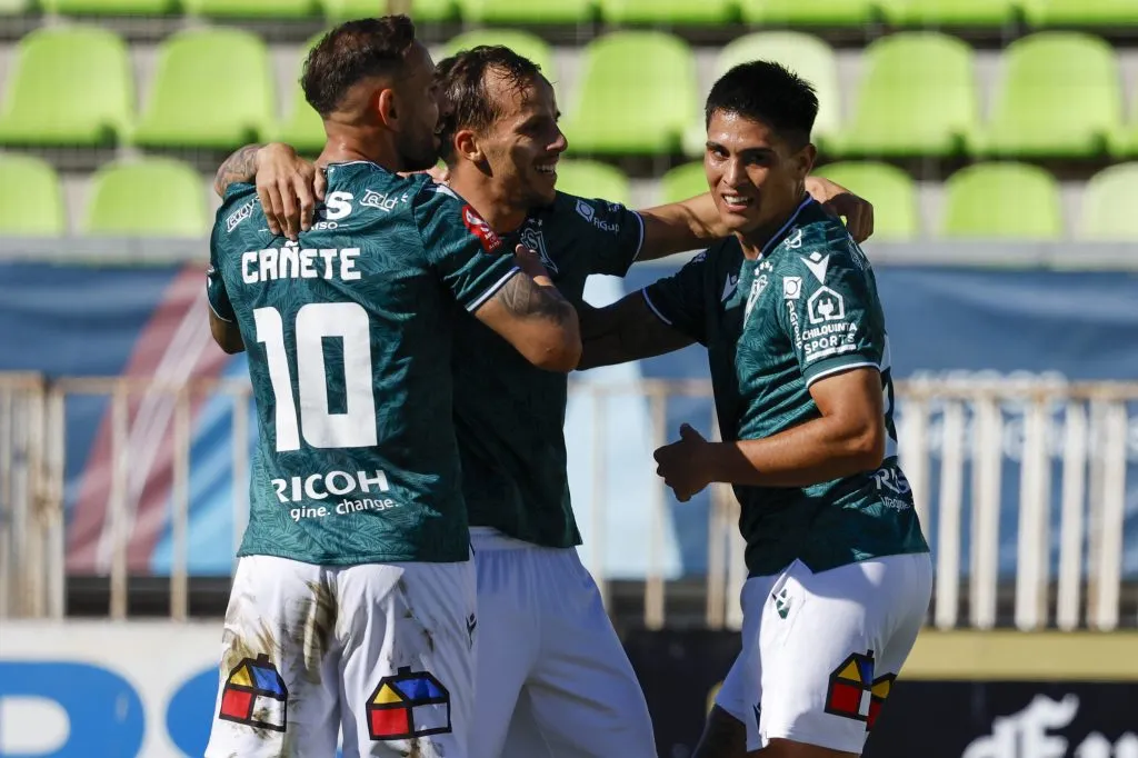 El festejo caturro ante Deportes Antofagasta. (Andrés Piña/Photosport).