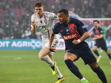 En plena celebración con PSG: Mbappé sorprende con nuevo anuncio
