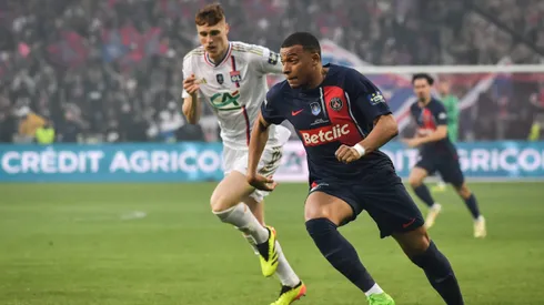 Mbappé deja PSG tras ganar 15 títulos en siete años.