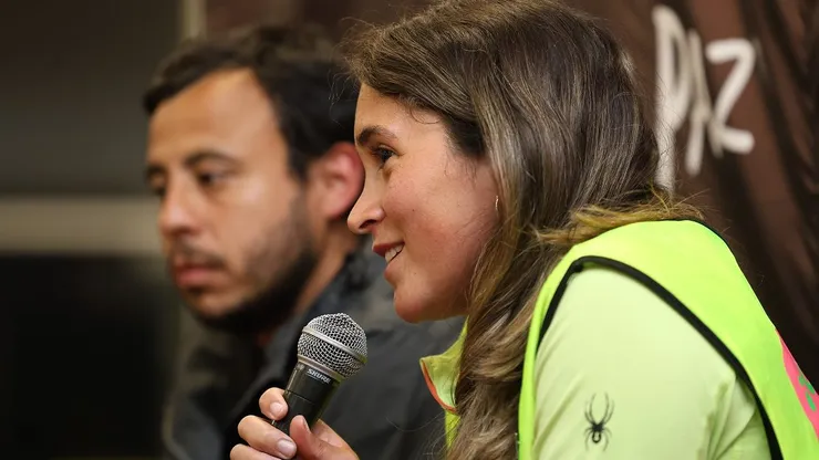 Camila Gómez, mamá de Tomás Ross, llegó hasta San Pedro de la Paz para visibilizar la distrofia muscular de Duchenne que padece su hijo (16 de mayo de 2024)