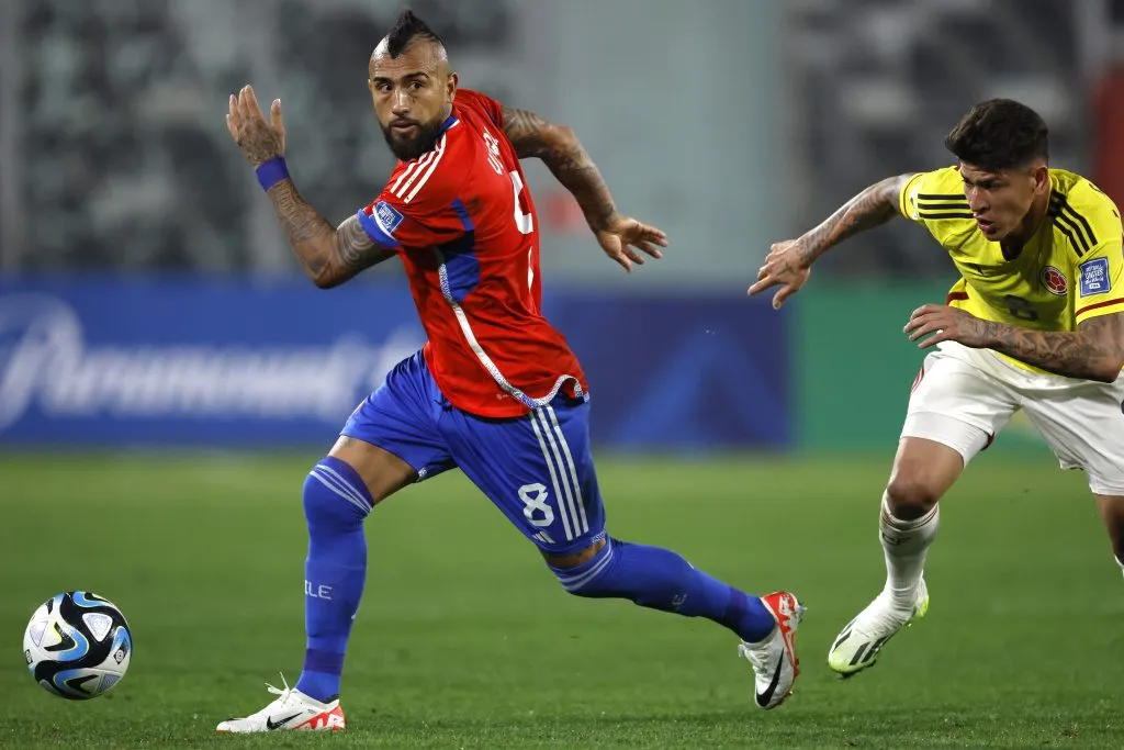 Arturo Vidal no juega en la Roja desde el 12 de septiembre de 2023, día en que se empató 0-0 ante Colombia en el Monumental. | Foto: Photosport.