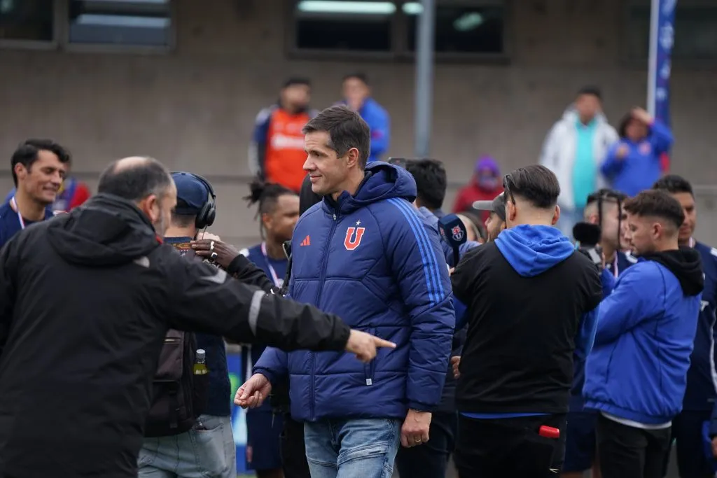 Michael Clark e la celebración del aniversario 97 de la U. Foto: Kenny Palma / Emisora Bullanguera.