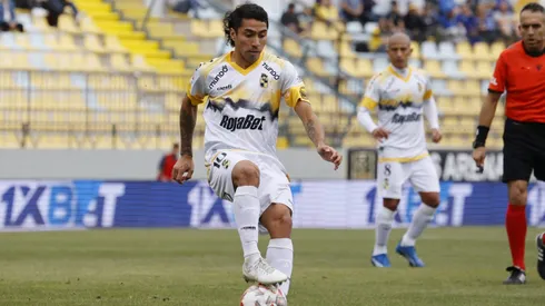 Luciano Cabral es tentado por Colo Colo.