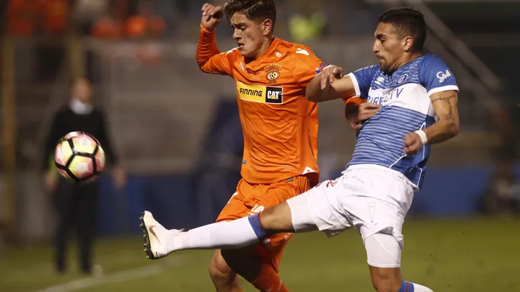 Universidad Católica y Cobreloa se vuelven a ver por el Campeonato Nacional en el estadio Santa Laura.
