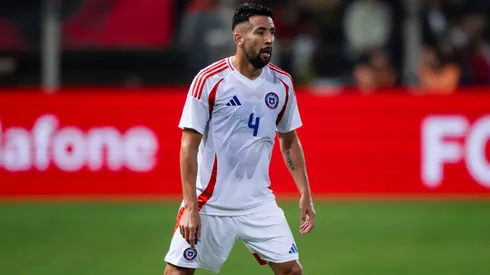 Mauricio Isla aparece como nombre para reforzar la defensa de Colo Colo.