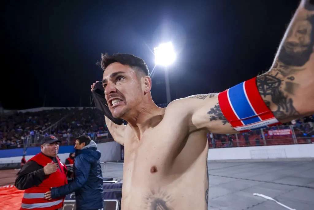 Sabroso diálogo de Maripán y Zampedri tras el golazo de chilena a la U.