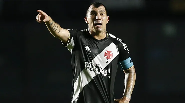 Aparece nueva acusación grave contra Gary Medel en Brasil.