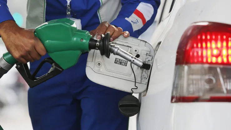 Revisa las modificaciones en el precio de los combustibles según ENAP.