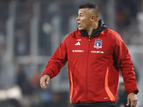 Primera tapa para Almirón en Colo Colo: se baja un posible refuerzo