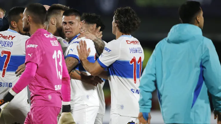 Nicolás Castillo sigue causando polémica.
