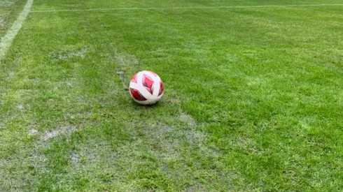 Precipitaciones en Santiago provocan suspensión de partidos.