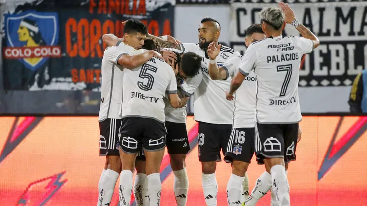 Colo Colo se acerca a la pelea en la parte alta.