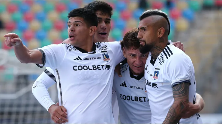 Jorge Almirón volverá a hacer cambios en la formación de Colo Colo ante Palestino.