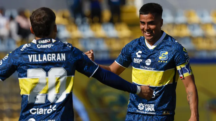 Everton lo gana con gol a lo Vidal.