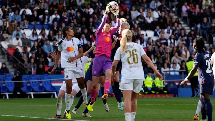 Christiane Endler vuelve a ganar un título con Olympique de Lyon.