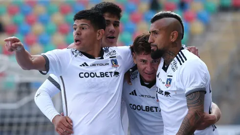 En Colo Colo levantan a Pavez tras su error