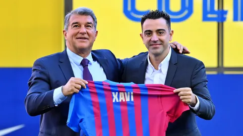 Todo apunta a que Xavi no seguirá siendo el DT de Barcelona.