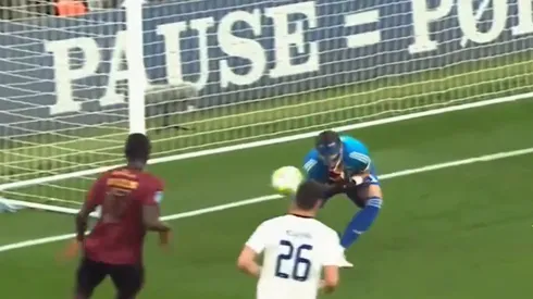 Darío Osorio fue responsable del primer gol del Midtjylland. Pero más fue el arquero rival.