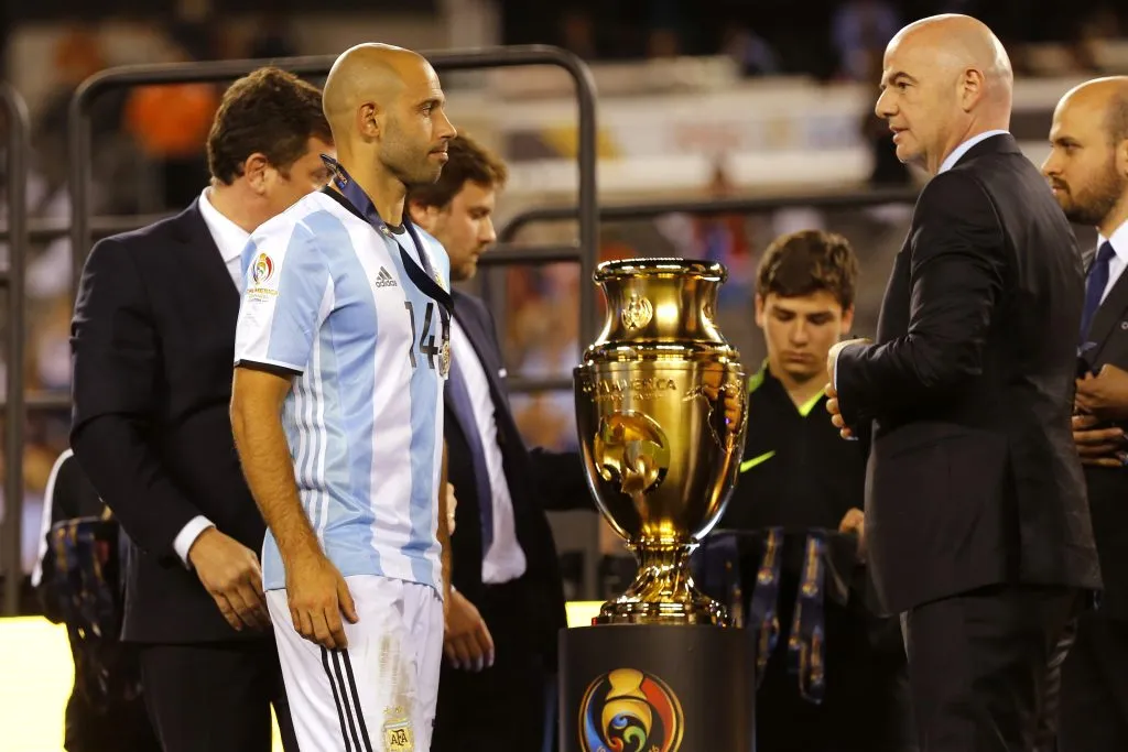 Javier Mascherano perdió dos finales de Copa América ante la selección chilena de manera consecutiva. | Foto: Photosport.