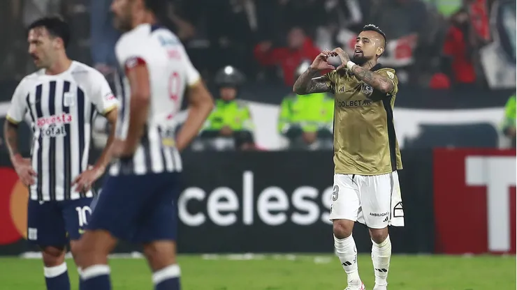 Arturo Vidal fue el héroe de Colo Colo ante Alianza Lima.