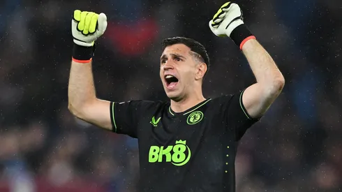 Emiliano Martínez consigue histórica clasificación con Aston Villa a Champions League.