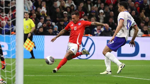 Gareca prácticamente confirma a Edu Vargas en Copa América.