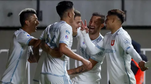 Calderón festeja el exitoso experimento de Álvarez en la U contra La Calera.