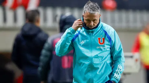 Gustavo Álvarez no conoce de derrotas como técnico de la U en partidos oficiales.