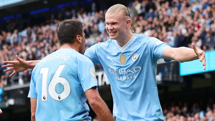 Haaland celebra su tanto con Manchester City.