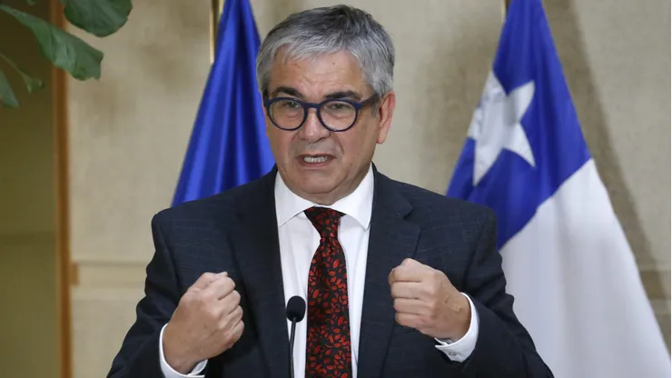 Las alzas en los combustibles llegarían a su fin señala el ministro Marcel.