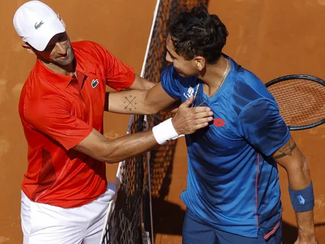 Novak Djokovic se luce con un ceacheí