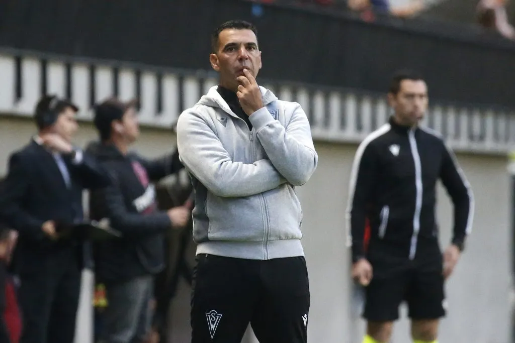 Palladino tiene los días contados en Wanderers. Sebastian Cisternas/Photosport