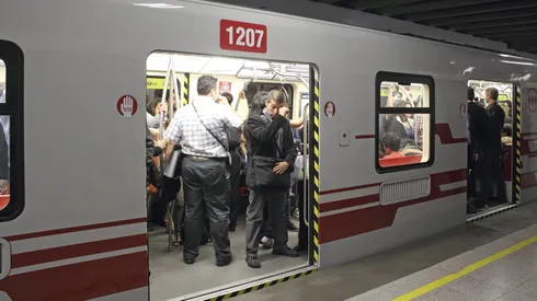 Conoce el estado de la red de Metro en Santiago.