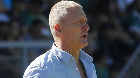 Apenas cuatro partidos duró en su cargo y se despidió por redes sociales.