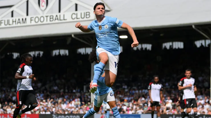 Manchester City ganó y se instala en la cima, con un partido menos y a una fecha del final de la Premier.
