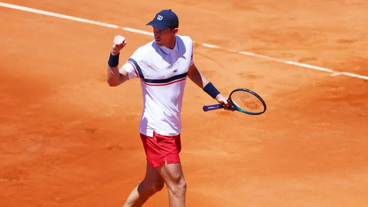 Nicolás Jarry se mantiene con vida en Roma.