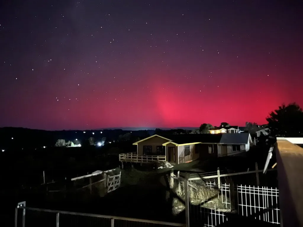 Chiloé la noche de viernes. Foto: Red Geocientítfica de Chile.